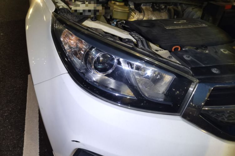 Used Chery Tiggo 3 2014 1.6L CVT ZhiShang Edition Right Front Headlight