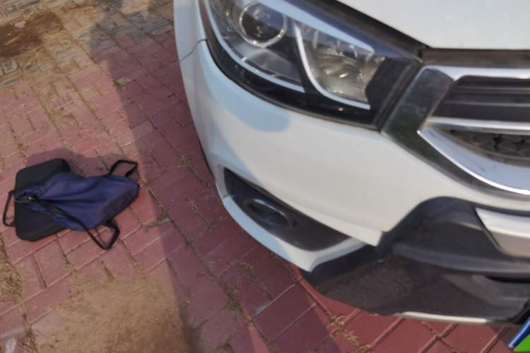 Used Chery Tiggo 3 2014 1.6L Manual Zhishang Edition Right Front Headlight