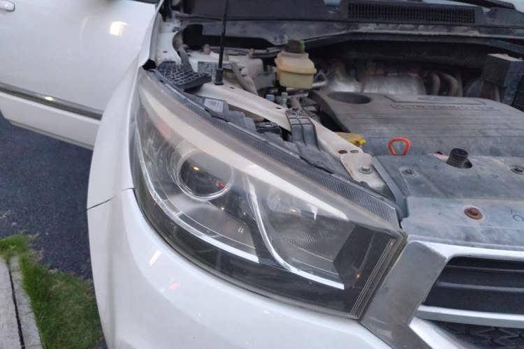 Used Chery Tiggo 3 2014 1.6L Manual Zhishang Edition Right Front Headlight