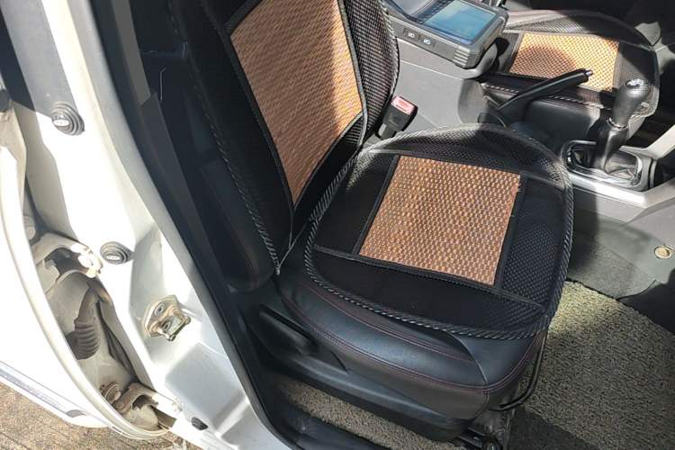Used Chery Tiggo 3 2014 1.6L Manual Zhishang Edition Right Front Seat