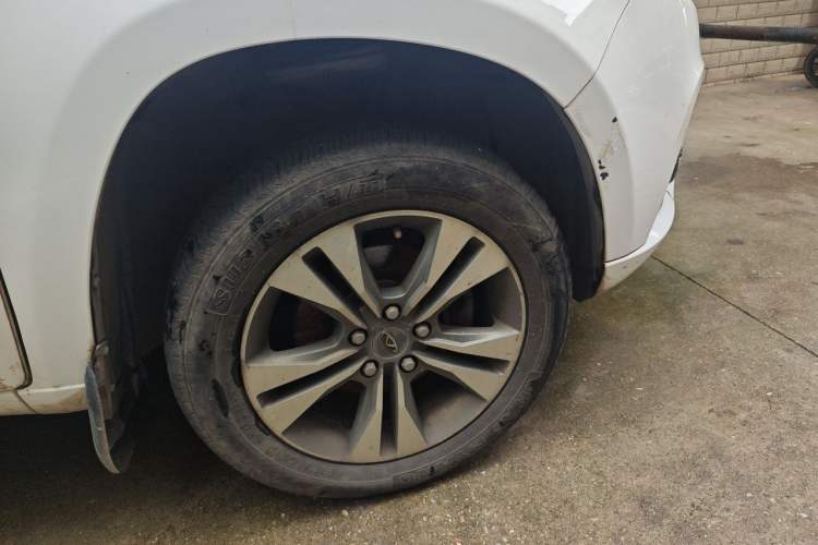 Used Chery Tiggo 3 2014 1.6L Manual Zhishang Edition Right Front Wheel Hub