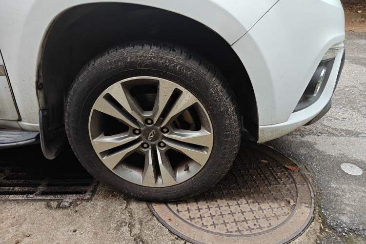 Used Chery Tiggo 3 2014 1.6L CVT ZhiShang Edition Right Front Wheel Hub
