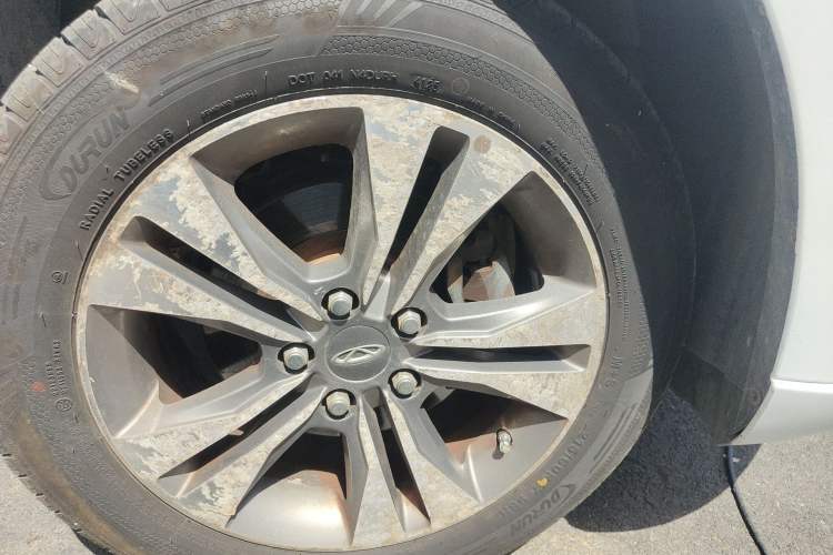 Used Chery Tiggo 3 2014 1.6L CVT Luxury Edition Right Front Wheel Hub