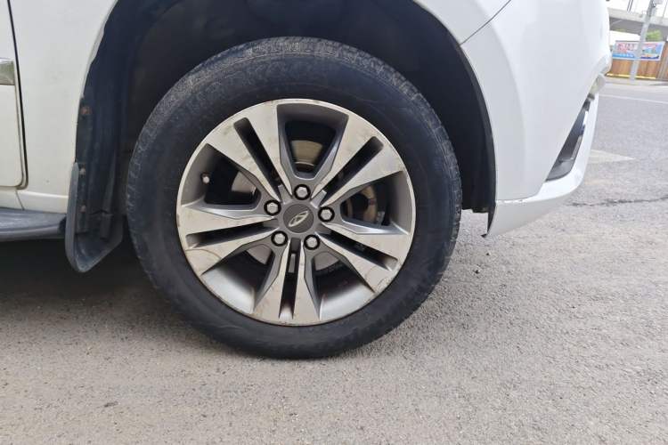 Used Chery Tiggo 3 2014 1.6L CVT ZhiShang Edition Right Front Wheel Hub