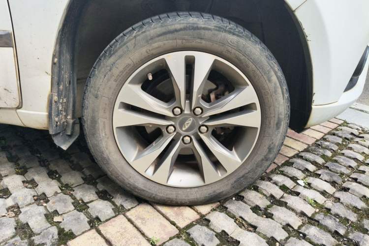 Used Chery Tiggo 3 2014 1.6L Manual Fashion Edition Right Front Wheel Hub