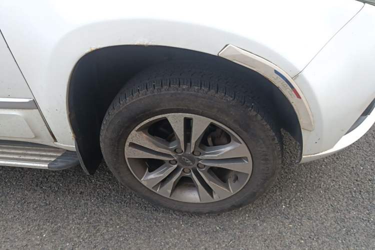 Used Chery Tiggo 3 2014 Magic Edition 1.6L Manual Fashion Version Right Front Wheel Hub