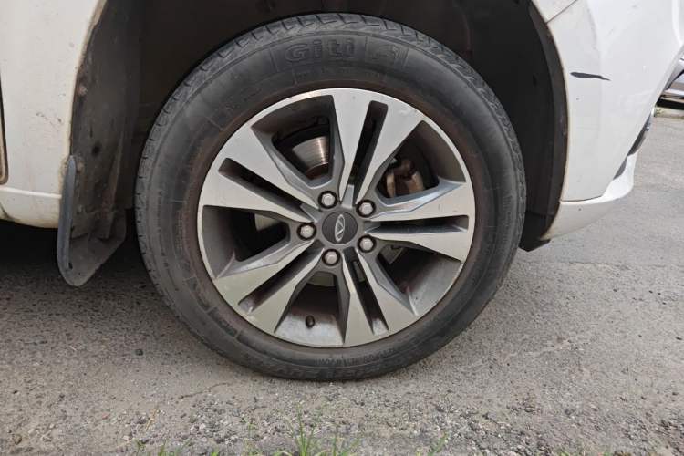Used Chery Tiggo 3 2014 1.6L Manual Zhishang Edition Right Front Wheel Hub