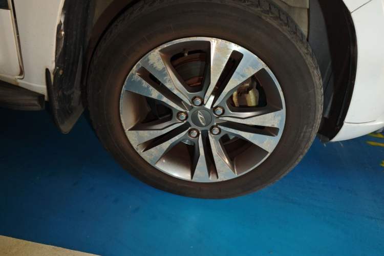 Used Chery Tiggo 3 2014 1.6L CVT ZhiShang Edition Right Front Wheel Hub