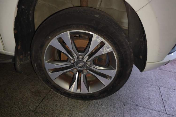 Used Chery Tiggo 3 2014 1.6L Manual Fashion Edition Right Front Wheel Hub