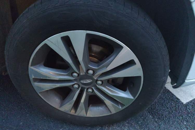 Used Chery Tiggo 3 2014 1.6L Manual Zhishang Edition Right Front Wheel Hub