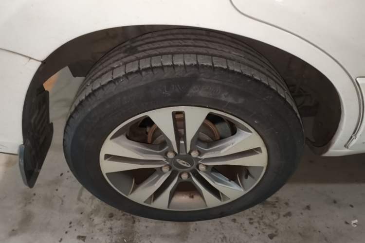 Used Chery Tiggo 3 2014 1.6L CVT ZhiShang Edition Right Rear Wheel Hub
