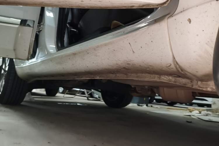 Used Chery Tiggo 3 2014 1.6L CVT ZhiShang Edition Right Side Sill