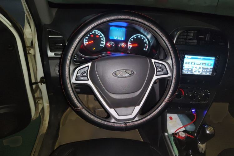 Used Chery Tiggo 3 2014 Magic Edition 1.6L Manual Fashion Version Steering Wheel