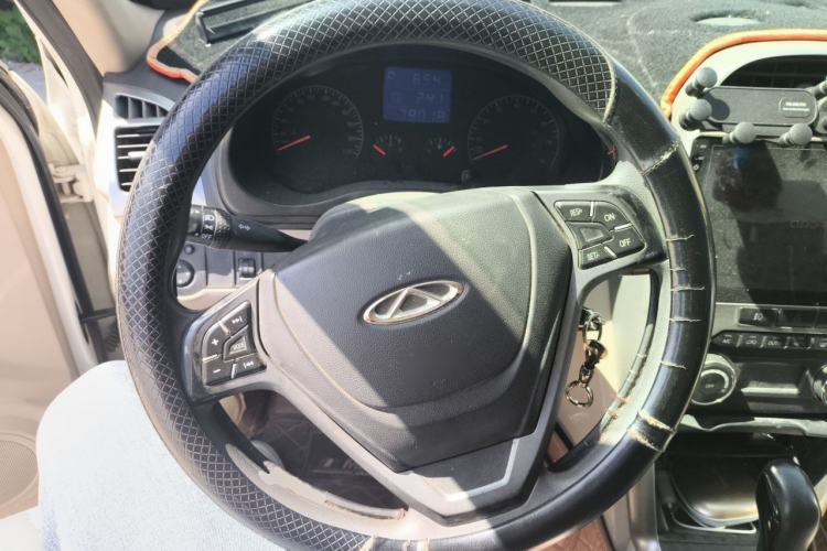 Used Chery Tiggo 3 2014 1.6L CVT ZhiShang Edition Steering Wheel