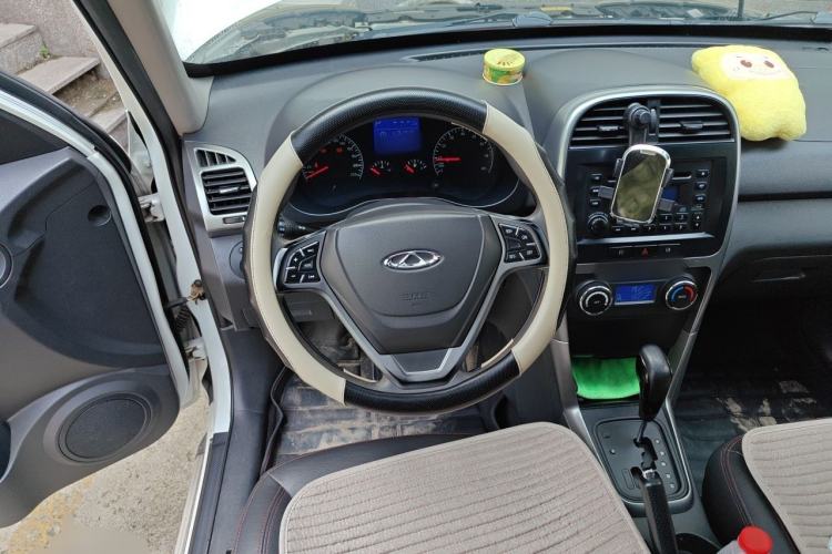 Used Chery Tiggo 3 2014 1.6L CVT ZhiShang Edition Steering Wheel