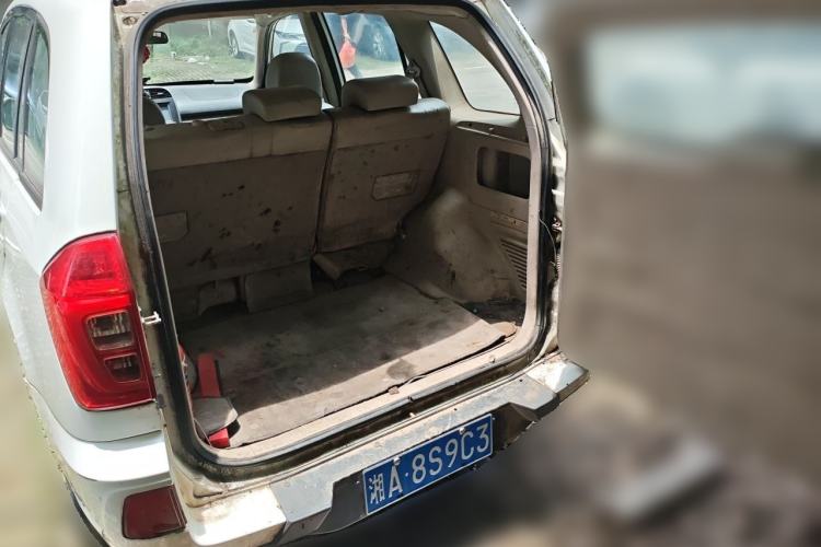 Used Chery Tiggo 3 2014 1.6L Manual Zhishang Edition Trunk