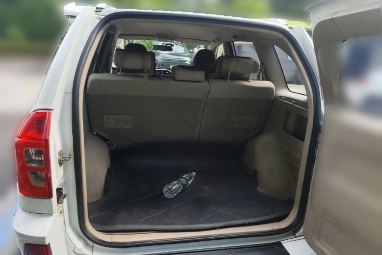 Used Chery Tiggo 3 2014 1.6L Manual Fashion Edition Trunk