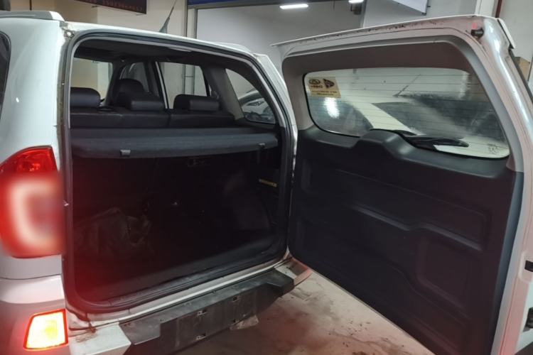 Used Chery Tiggo 3 2014 1.6L CVT ZhiShang Edition Trunk