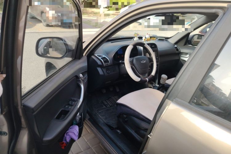 Used Chery Tiggo 3 2014 Magic Edition 1.6L Manual Fashion Version Driver Seat