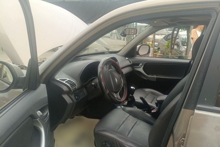 Used Chery Tiggo 3 2014 Magic Edition 1.6L Manual Smart Version Driver Seat