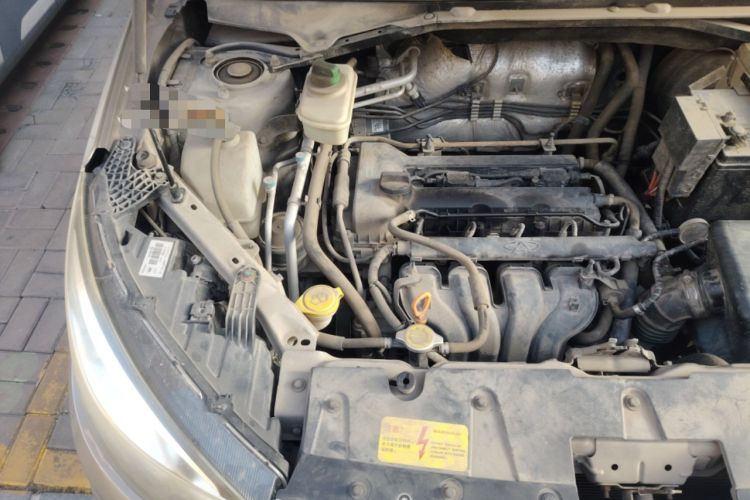 Used Chery Tiggo 3 2014 Magic Edition 1.6L Manual Fashion Version Engine Bay Right