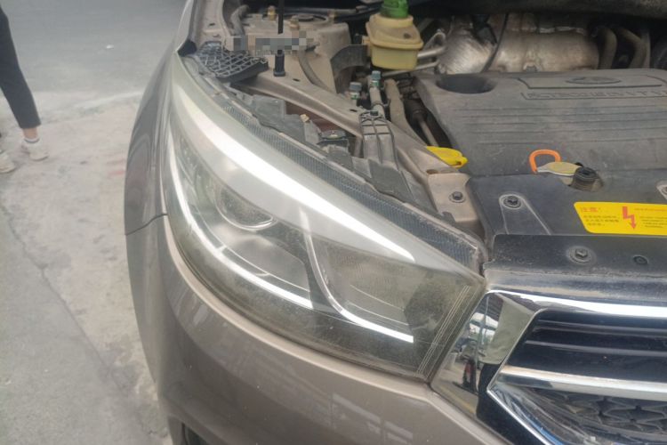 Used Chery Tiggo 3 2014 Magic Edition 1.6L Manual Smart Version Right Front Headlight