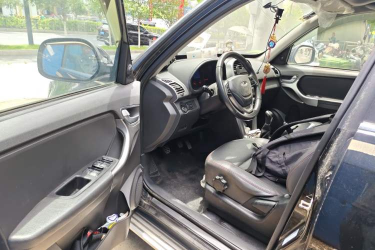 Used Chery Tiggo 3 2015 1.6L Manual Zhishang Commemorative Edition Driver Seat