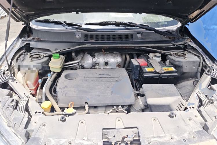 Used Chery Tiggo 3 2015 1.6L Manual Zhishang Commemorative Edition Engine Bay