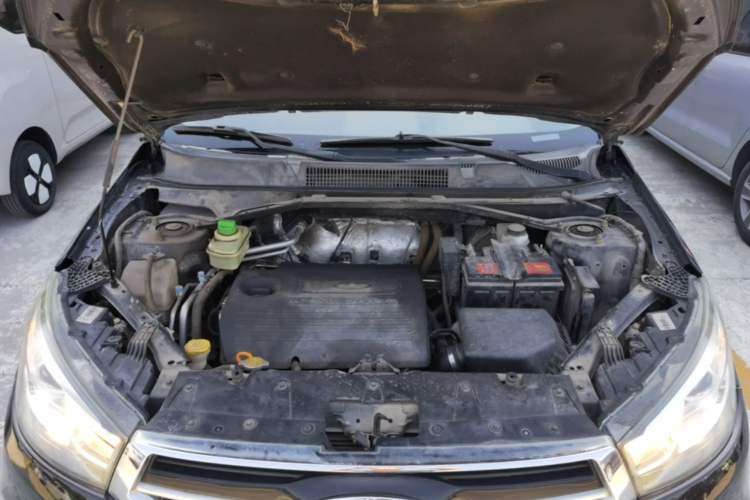Used Chery Tiggo 3 2015 1.6L CVT ZhiShang Commemorative Edition Engine Bay