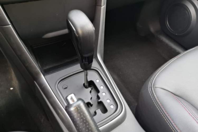 Used Chery Tiggo 3 2015 1.6L CVT ZhiShang Commemorative Edition Gear Lever