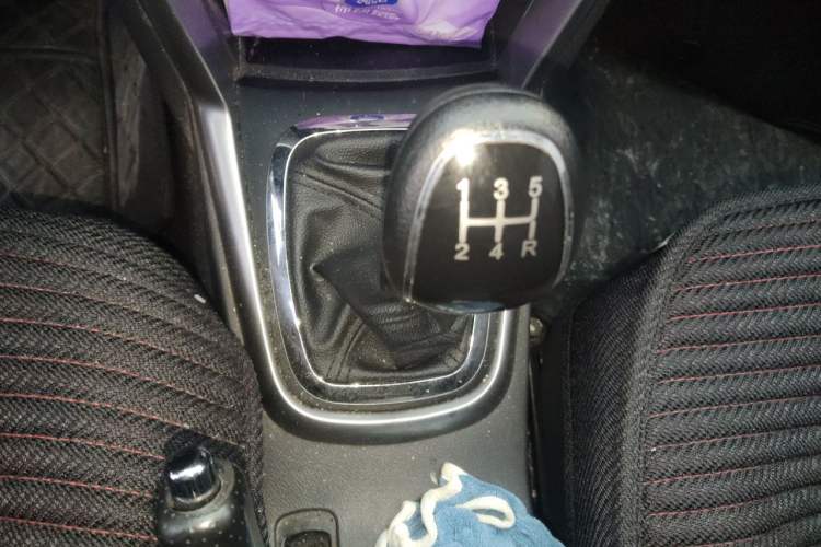 Used Chery Tiggo 3 2015 1.6L Manual Zhishang Commemorative Edition Gear Lever