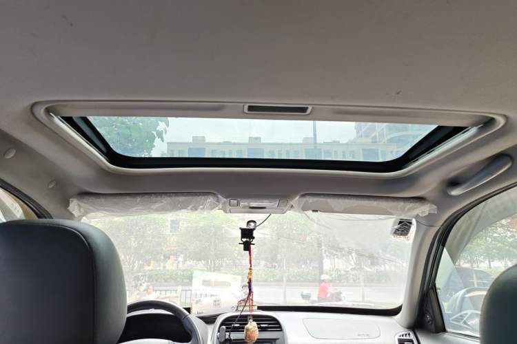 Used Chery Tiggo 3 2015 1.6L Manual Zhishang Commemorative Edition Headliner