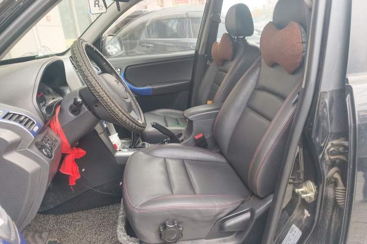 Used Chery Tiggo 3 2015 1.6L Manual Zhishang Sport Edition Left Front Seat