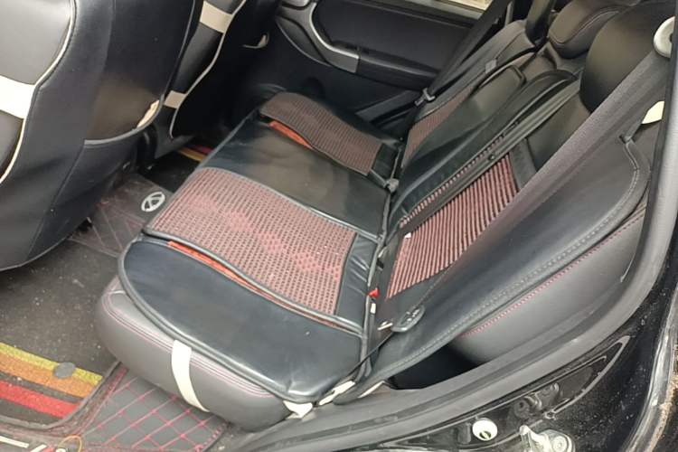 Used Chery Tiggo 3 2015 1.6L Manual Zhishang Sport Edition Left Rear Seat