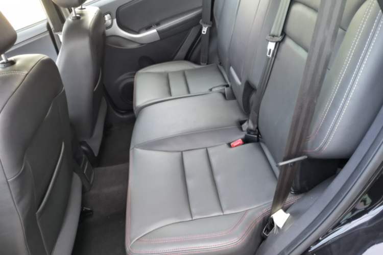 Used Chery Tiggo 3 2015 1.6L CVT ZhiShang Commemorative Edition Left Rear Seat