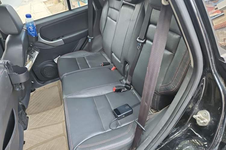 Used Chery Tiggo 3 2015 1.6L Manual Zhishang Sport Edition Left Rear Seat