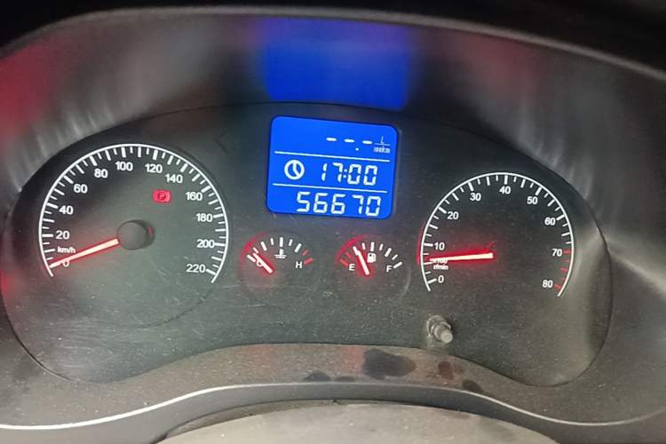 Used Chery Tiggo 3 2015 1.6L Manual Zhishang Sport Edition Odometer Close Up