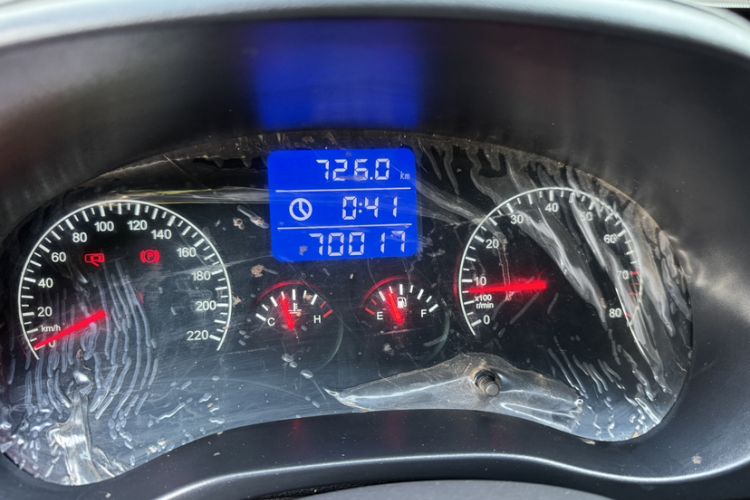 Used Chery Tiggo 3 2015 1.6L Manual Zhishang Commemorative Edition Odometer Close Up