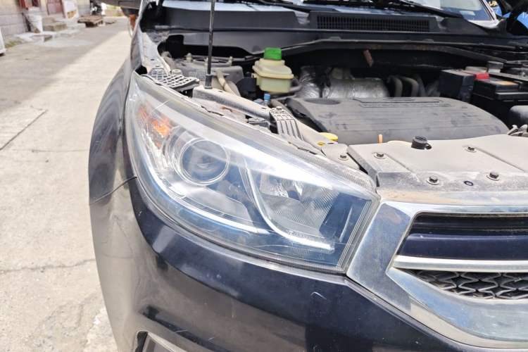 Used Chery Tiggo 3 2015 1.6L Manual Zhishang Commemorative Edition Right Front Headlight