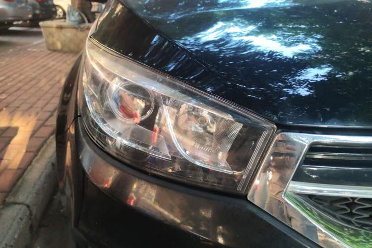Used Chery Tiggo 3 2015 1.6L Manual Zhishang Sport Edition Right Front Headlight