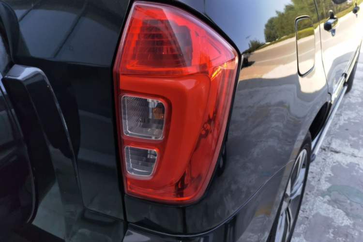 Used Chery Tiggo 3 2015 1.6L CVT ZhiShang Commemorative Edition Right Rear Taillight