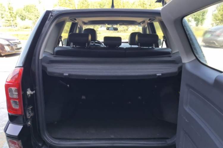 Used Chery Tiggo 3 2015 1.6L CVT ZhiShang Commemorative Edition Trunk