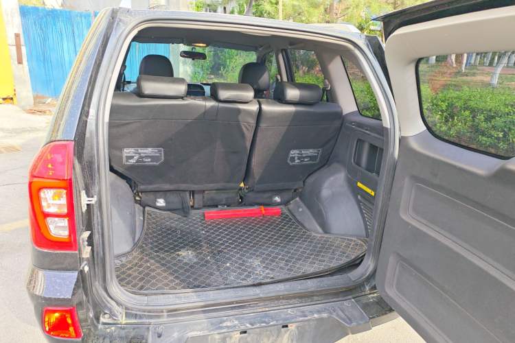 Used Chery Tiggo 3 2015 1.6L CVT Fashion Sport Edition Trunk