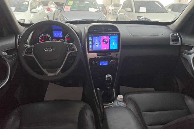 Used Chery Tiggo 3 2015 1.6L Manual Zhishang Commemorative Edition Center Console