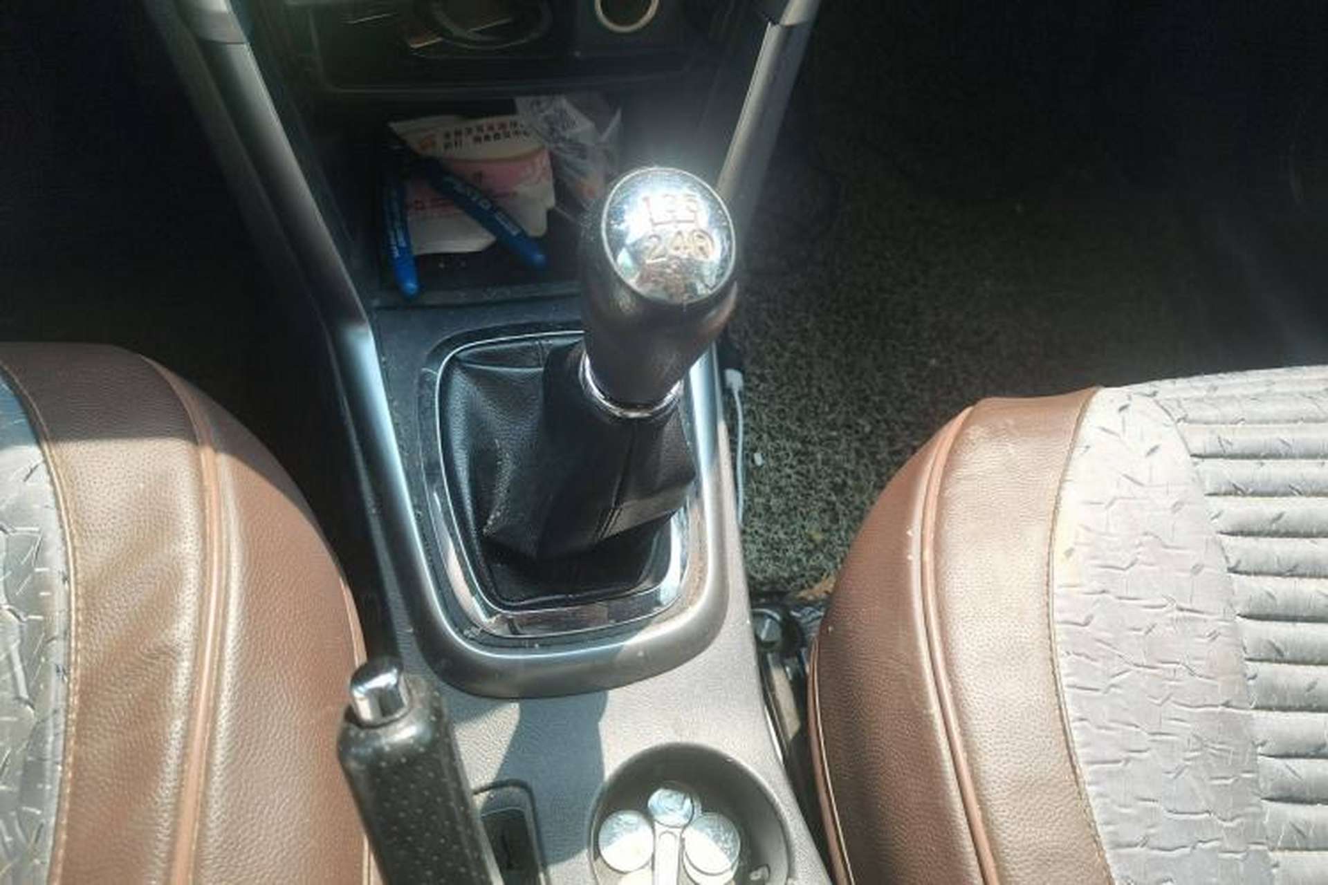 Used Chery Tiggo 3 2015 1.6L Manual Fashion Sport Edition Gear Lever
