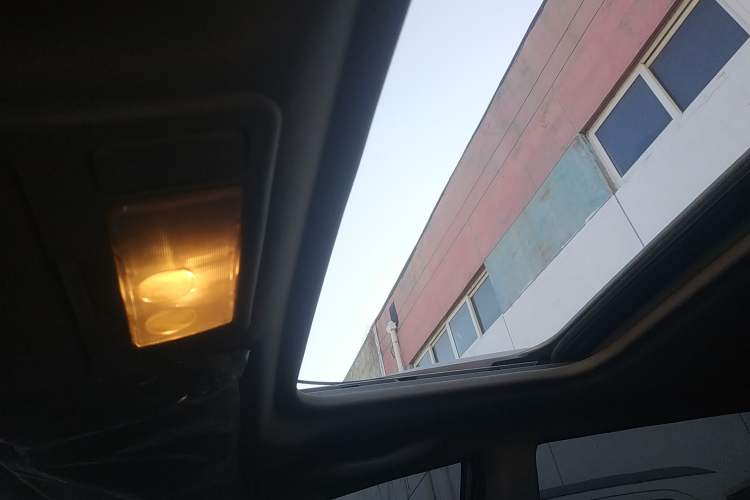 Used Chery Tiggo 3 2015 1.6L Manual Zhishang Commemorative Edition Headliner