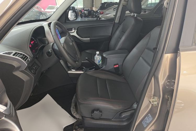 Used Chery Tiggo 3 2015 1.6L Manual Zhishang Commemorative Edition Left Front Seat