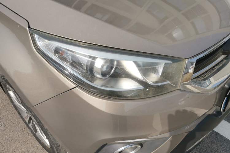 Used Chery Tiggo 3 2015 1.6L Manual Zhishang Sport Edition Right Front Headlight