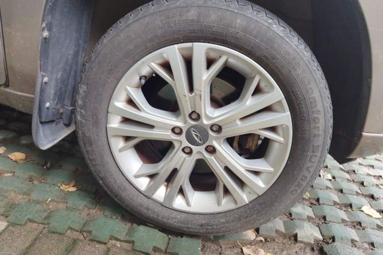 Used Chery Tiggo 3 2015 1.6L Manual Fashion Sport Edition Right Front Wheel Hub
