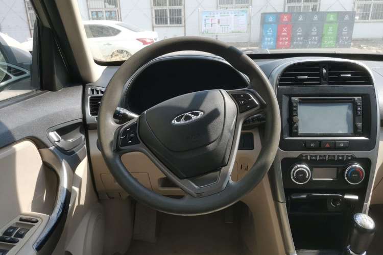 Used Chery Tiggo 3 2015 1.6L Manual Zhishang Sport Edition Steering Wheel